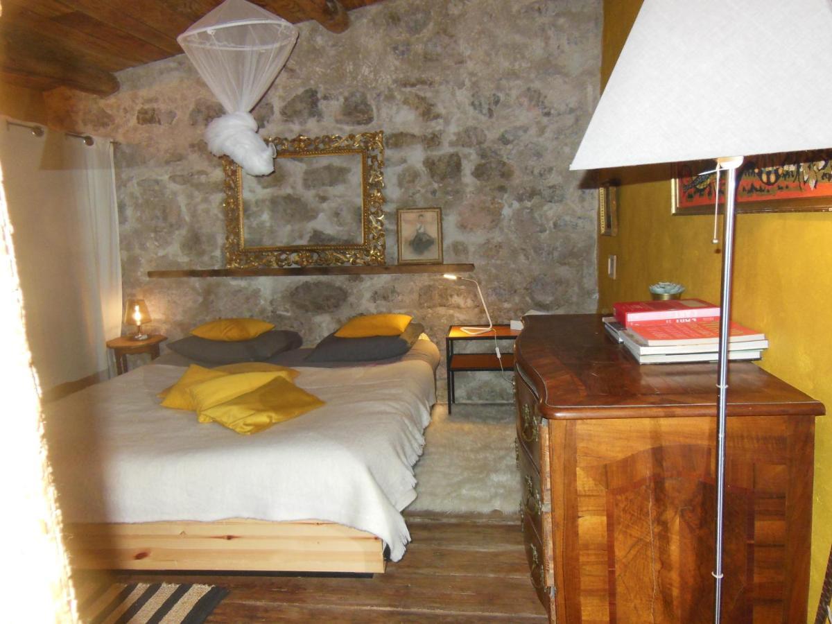 Maison Dans Jardin Villeseque-des-Corbieres Buitenkant foto